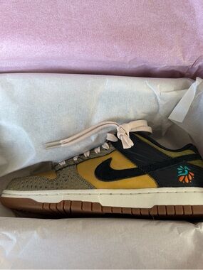 Nike Low-Top Sneakers in Mustard, Black & Brown with Floral Accent
